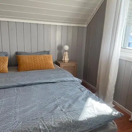 Bo Komfortabelt I Bo, Pa Ferie Eller Jobb *