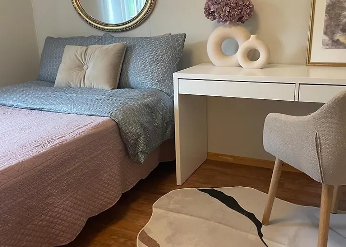 Bo Komfortabelt I Bo, Pa Ferie Eller Jobb